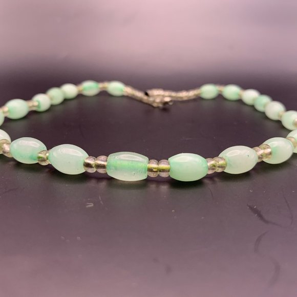 Vintage 17" Adventurine Crystal Necklace - Picture 1 of 5